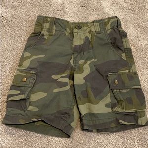 Peek boys camo shorts